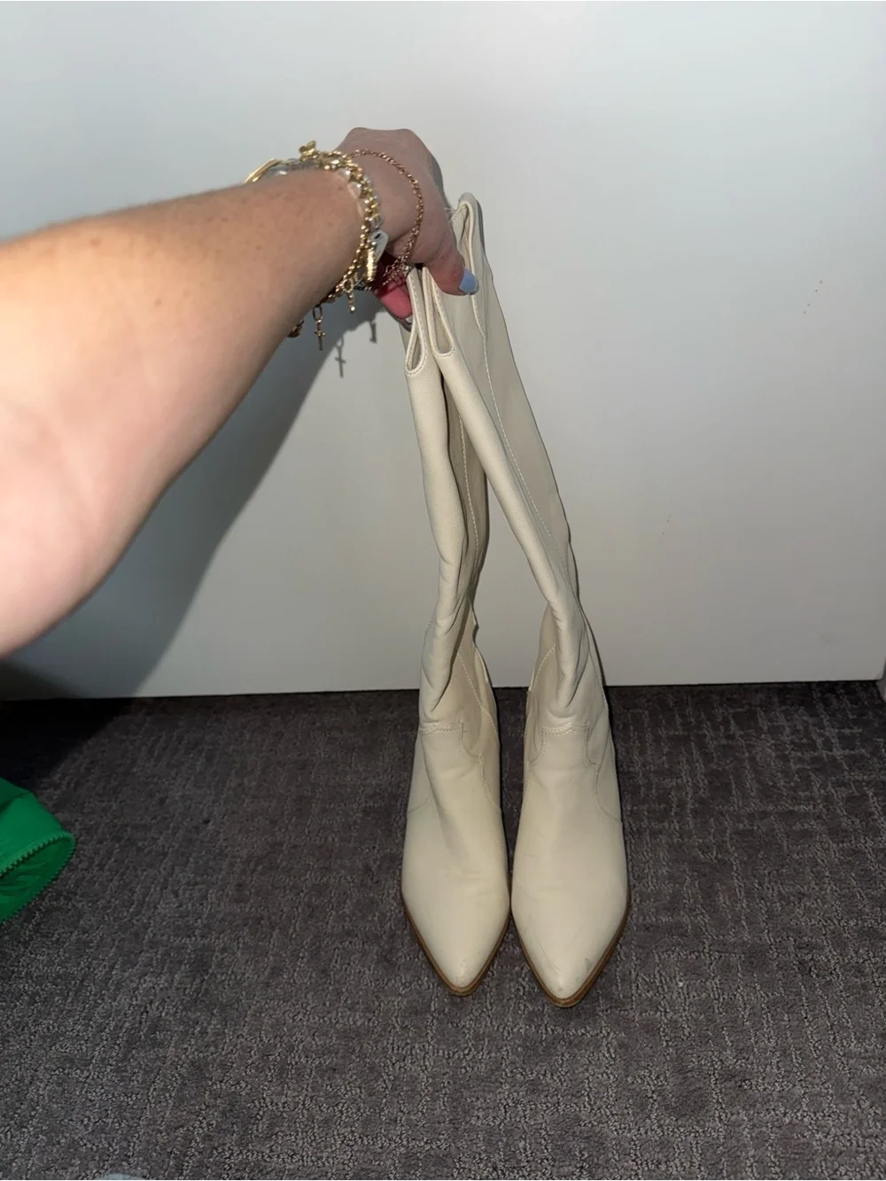 Cream Pointed-Toe Knee-High Boots - Brand Unknown